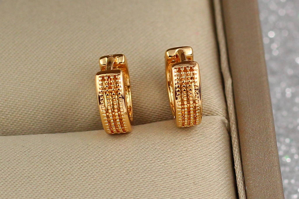 

Серьги Xuping Jewelry колечки сеточка 1 см золотистые