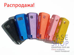 Пластиковый чехол в сеточку для Nokia 5800