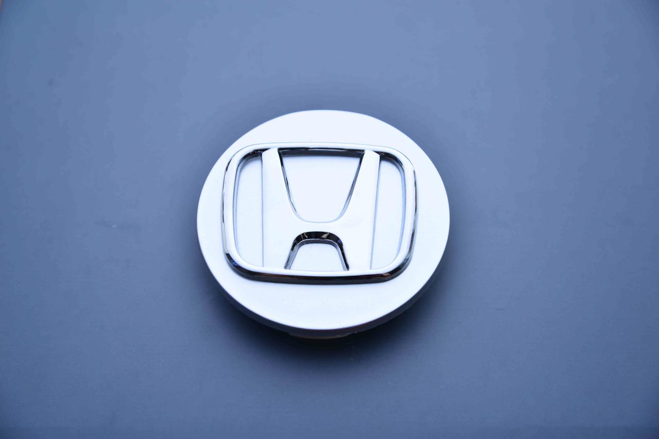 Ковпачки заглушки на литі диски Honda (70/64/11) 08w40-swn-9000-02-1 срібло