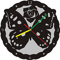 Настенные часы из виниловых пластинок Бабочка