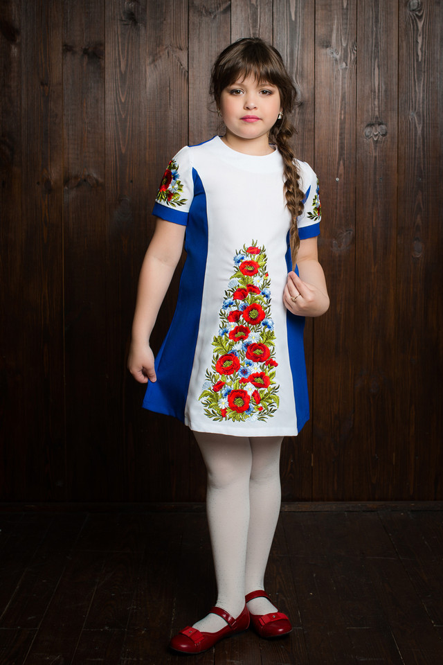 Красиве вишите дитяче плаття "Олівка"