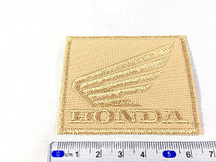 Нашивка HONDA колір бежевий 67x54 мм, фото 1