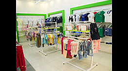 Другой ракурс островных стоек, обратите внимание на прочность конструкции внизу. Две поперечные трубы стягивают низ стойки.