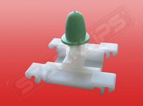 Кліпса кріплення молдингу на Volkswagen