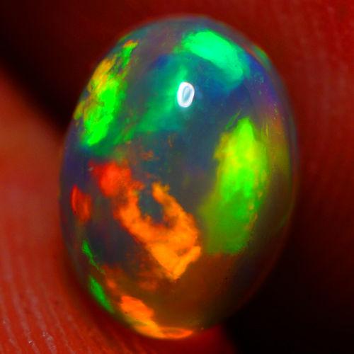 Ефіопський опал кабашон 1.24 CT AAA