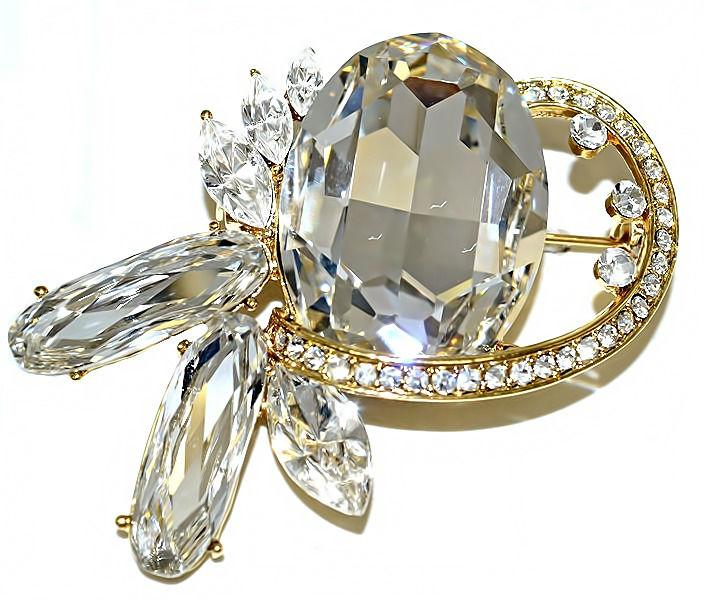 Брошка Neoglory. Позолота. Камені: білий циркон. Діаметр: 6 см.