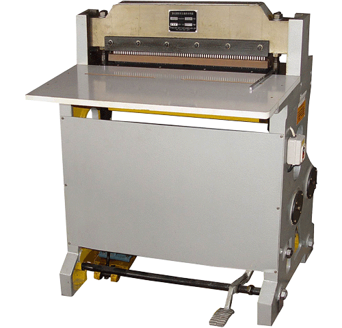 СК-620 промисловий перфоратор з ручною подачею паперу, крок 3:1