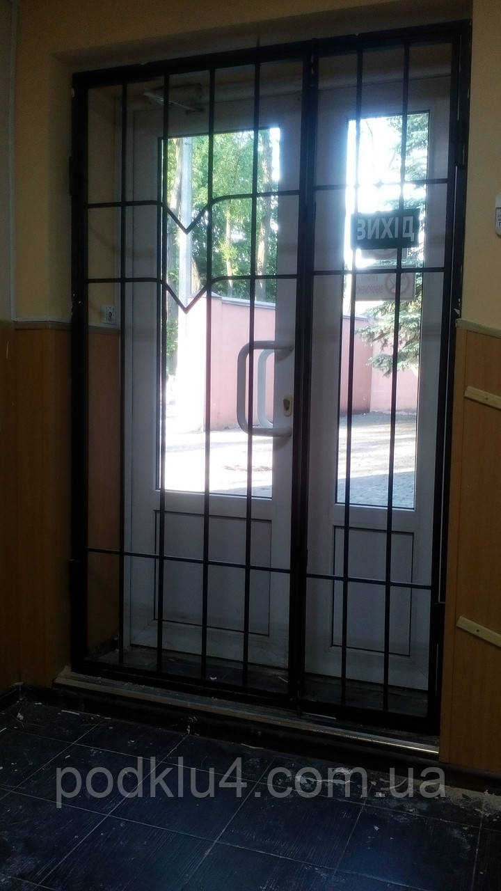 Двостулкові решітки