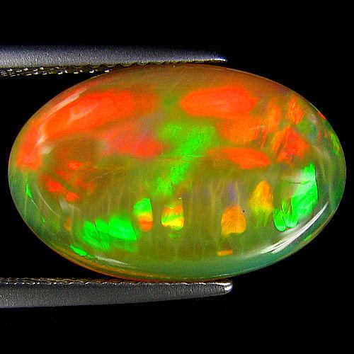 Ефіопський опал 5.72 Cts Сертифікат