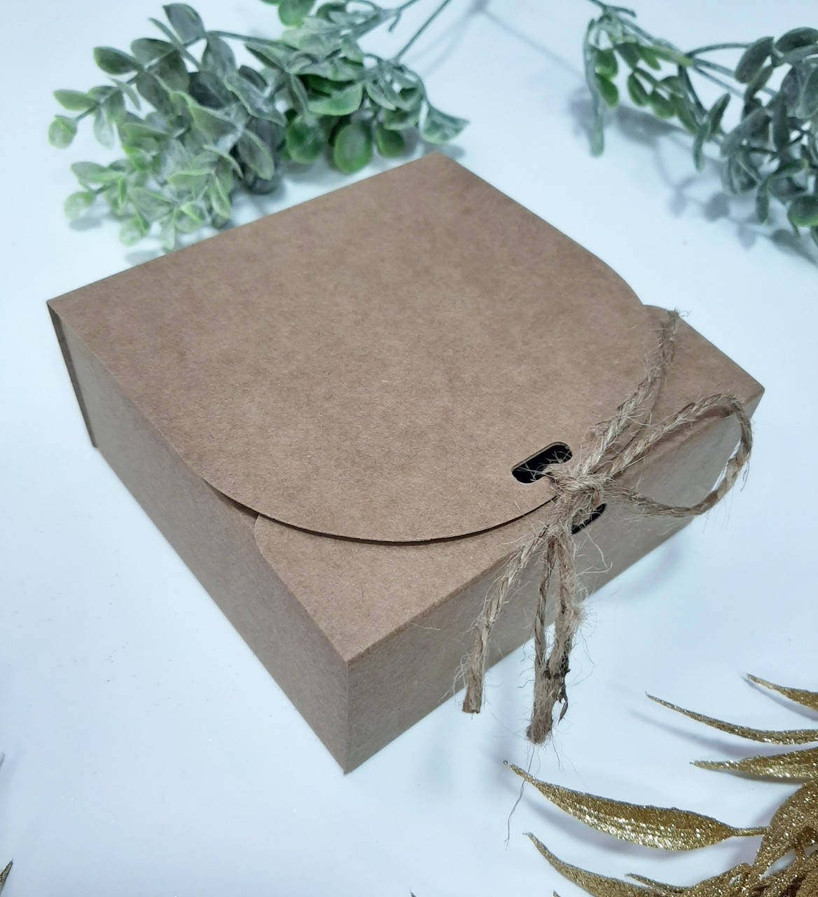 

Коробка маленькая квадратная 115х115х50 мм крафт, Коричневый