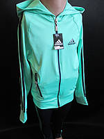 Еластичні спортивні костюми для дітей.