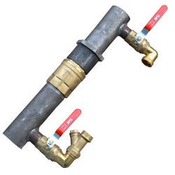 Байпас сталевий для опалення короткий з латунним клапаном 40