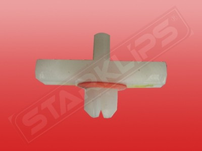 Клипса молдинга на Ауди