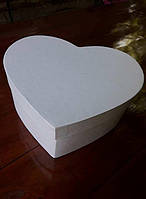 Коробка картонна однотонна у формі серця