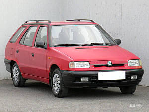 Фаркоп на Skoda Felicia універсал 1995-2001