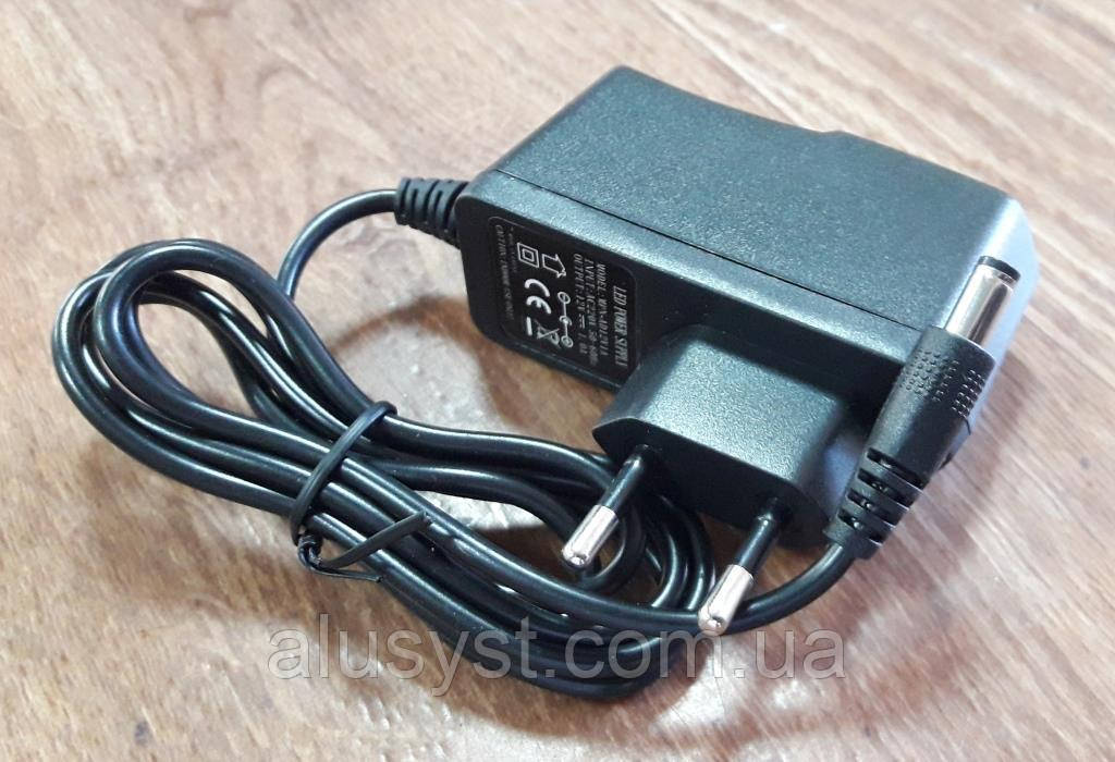 Блок живлення розеткового типу 12V-2А 
