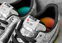 Nike присвятив кросівки Елтону Джону