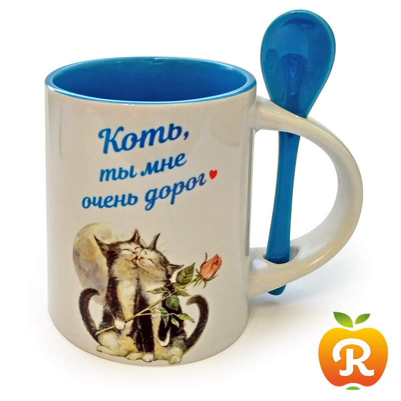 Печатка на блакитний чашці з ложкою