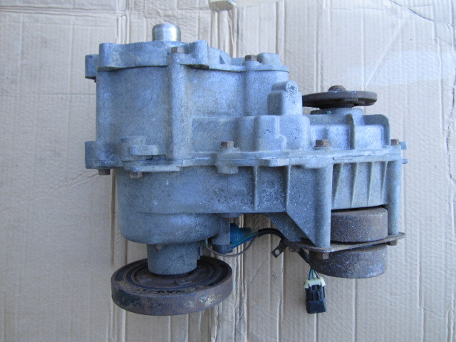 Роздавальна коробка L1841 4408-1 138212 320500 Ssang Yong Musso 3.2 b 1993-2005