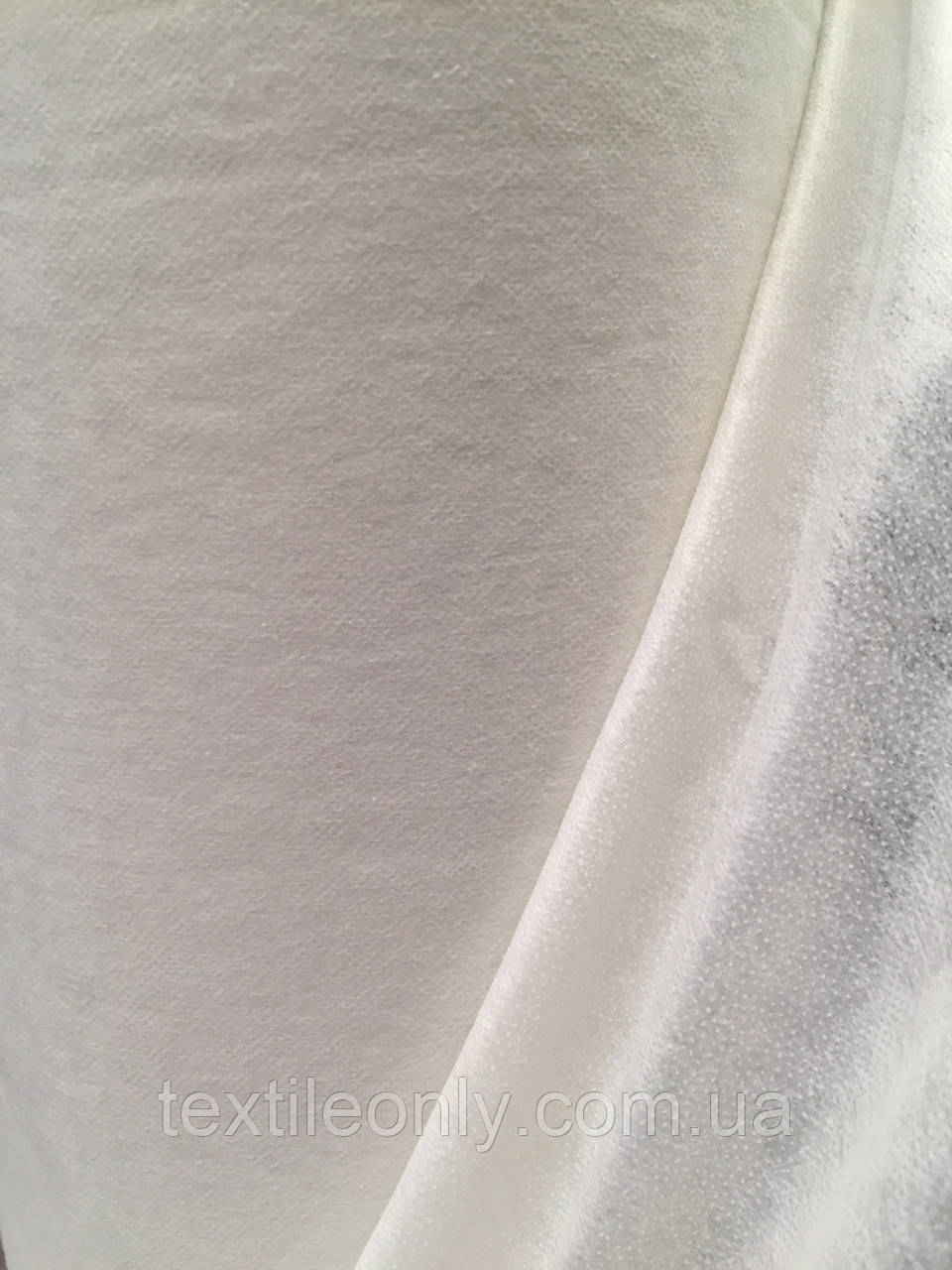 Точковий клейовий флізелін CLASS колір білий 90 см
