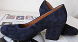 Nona! жіночі якісні класичні туфлі синього кольору збуття на підборах 7,5 см, фото 8