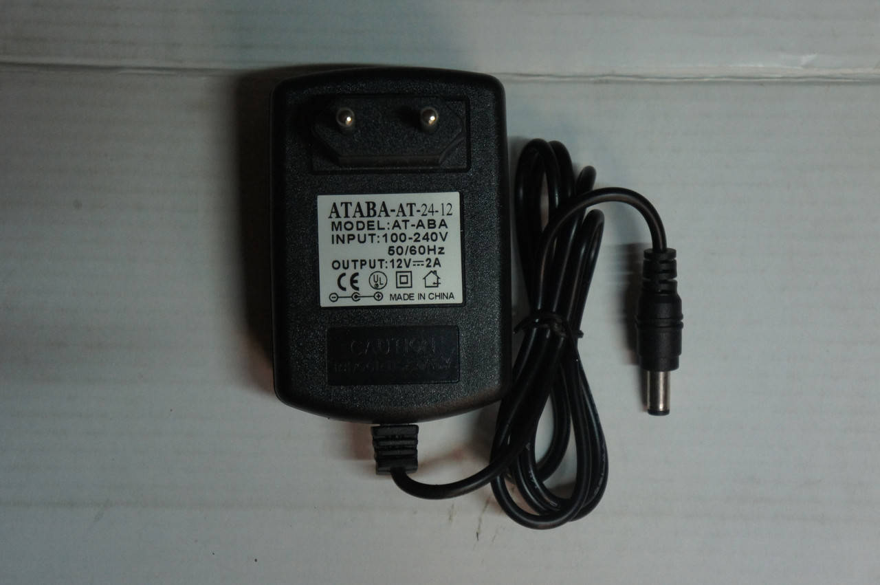 

Блок питания ATABA 12V 2A(5.5x2.1mm)