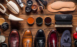 Догляд за взуттям і одягом