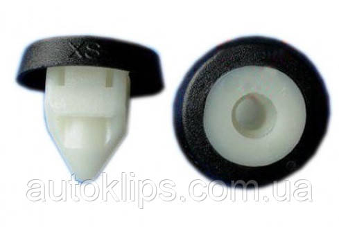 Клипса Audi A3, A4, A6, Q7 / VW Caddy, Golf V-IV, Passat B6, Passat СС, Scirocco, Tiguan / Seat Exeo, Ibiza