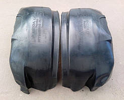 Підкрилки пара передніх Мітсубіші Паджеро Вагон III (2000-2007) Pajero Wagon III