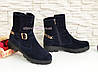 Сині жіночі замшеві черевики на тракторній підошві, декоровані ланцюгом і ремінцем, фото 2