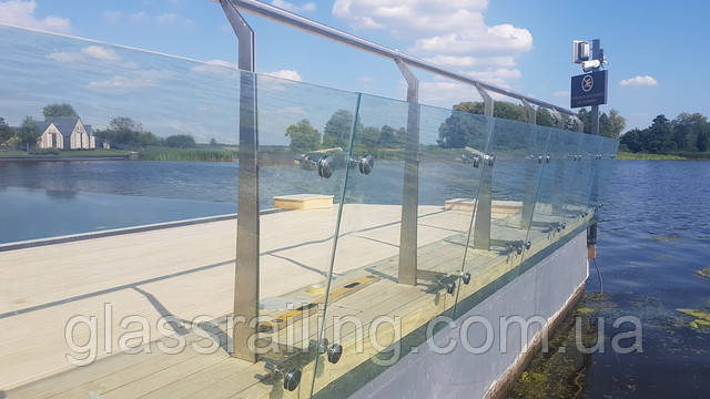 Скляне огородження Glass Railing