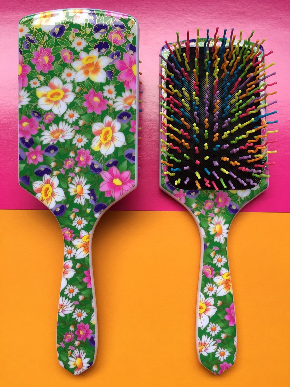 Гребінець, щітка масажка для волосся SALON Volume S Brush New