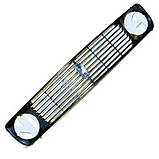 Решітка радіатора НІВА з емблемою, фото 2