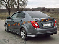 Накладки на пороги з склопластику на Chevrolet Aveo T300 2011-2015 седан