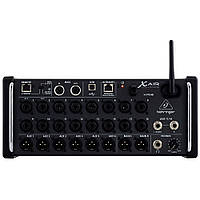 Микшерный пульт Behringer XR18