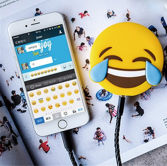 Універсальна портативна батарея Power Bank emoji Crying Laughing, фото 1
