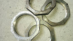 125.39.154-1 Гайка маточина