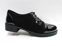 Черные замшевые туфли на каблуке. 34 размер.