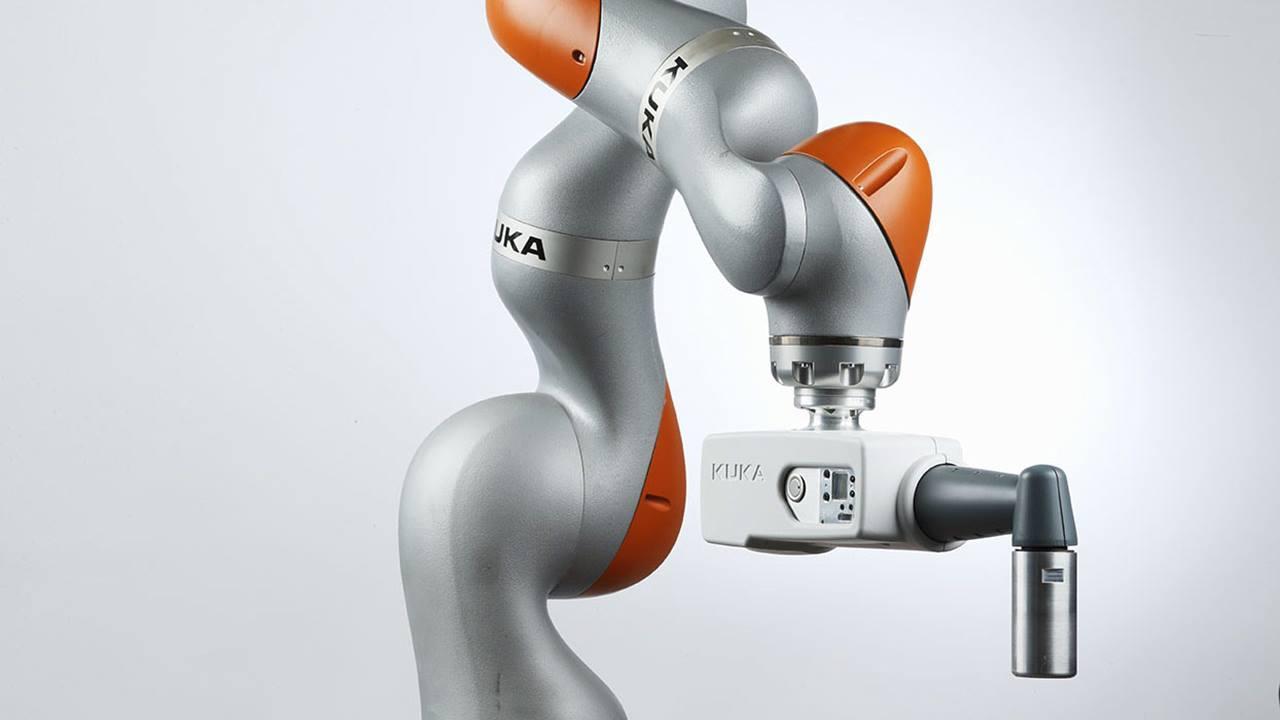 Роботи-гвинтоверти KUKA LBR класу A/B