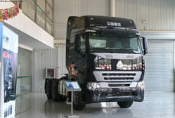 Тягач SINOTRUCK HOWO 6*4 336 HP