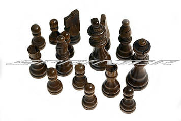 Шахові фігури дерев'яні. DB7