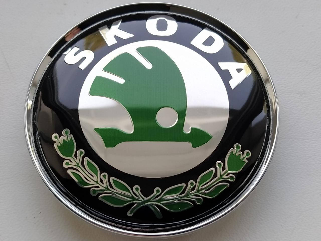 

Колпачки заглушки в диски Skoda 63/58/8 мм. Зеленые, Хром.основа