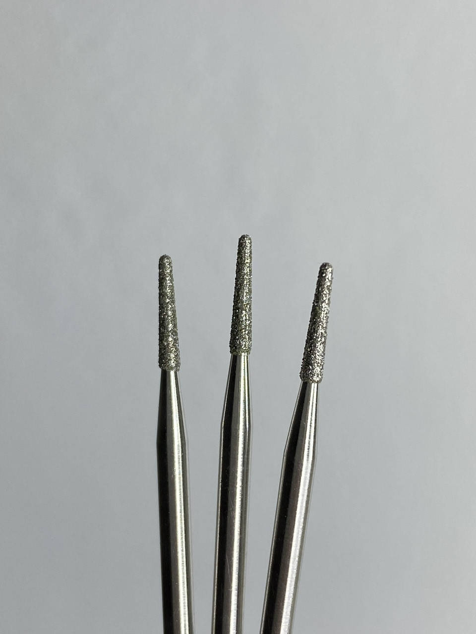 

Алмазная фреза Конус скругленный (Морковка) 016 синий для маникюра