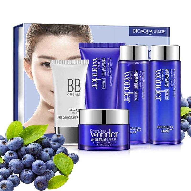 

Набор по уходу за лицом BIOAQUA Wonder с экстрактом черники (5 продуктов)