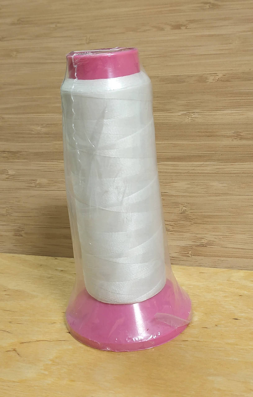 

Нитки светящиеся в темноте 1000 ярдов (900метров) белый рис ( люминисцентные) для вышивки и вязания 150D