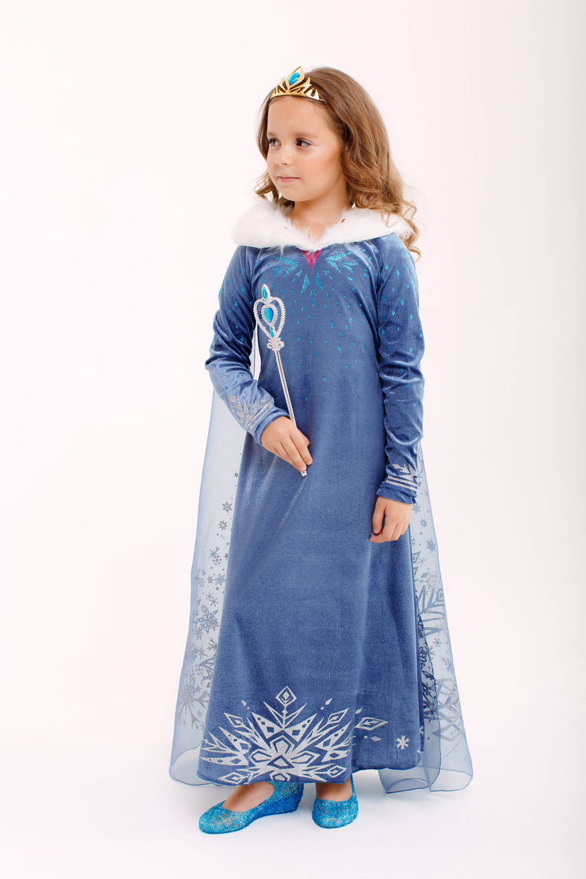 

Платье Эльзы велюровое с мехом и длинным шлейфом (2-10 лет) 140