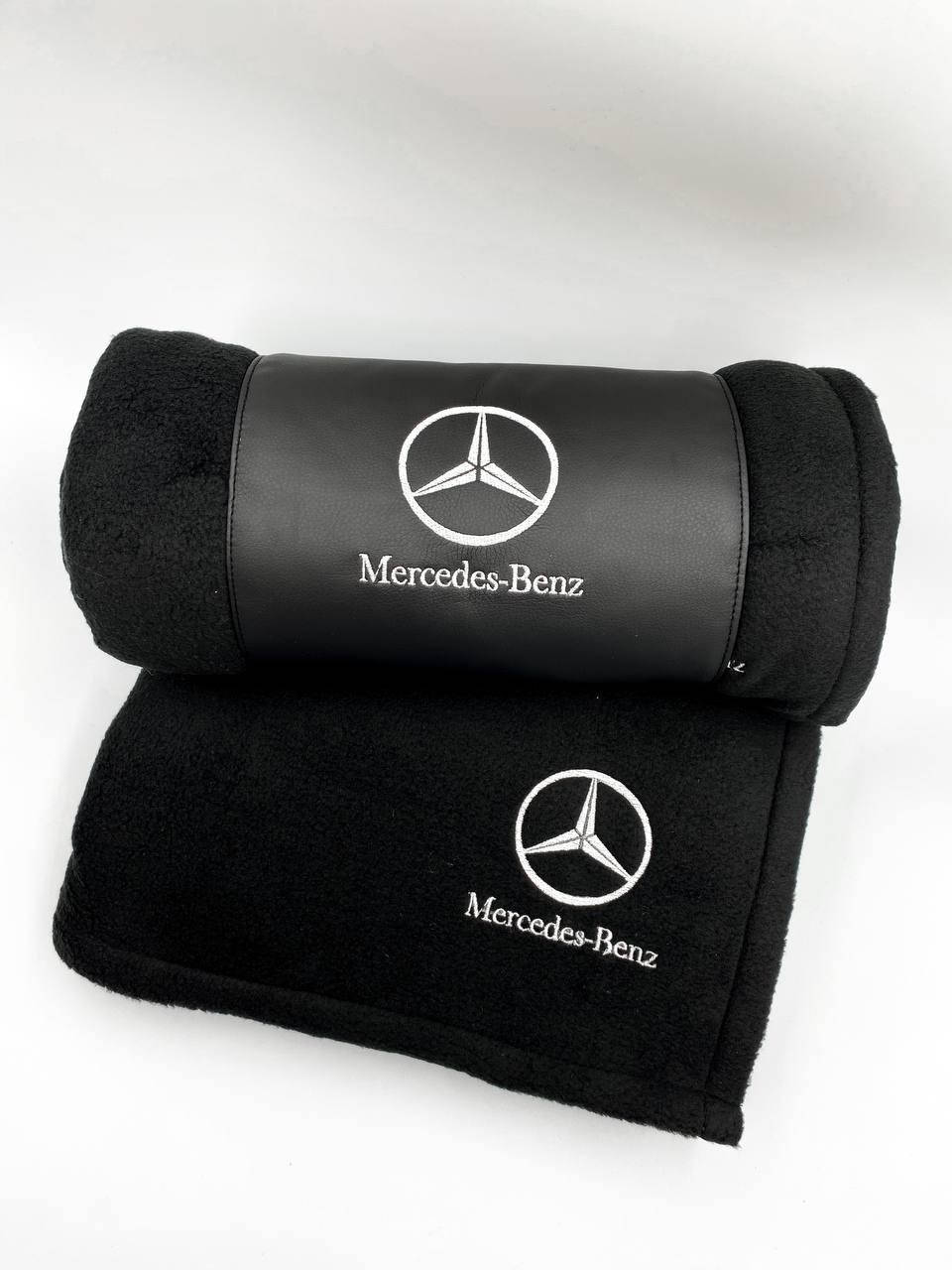 

Флисовый плед в чехле с логотипом авто Mercedes