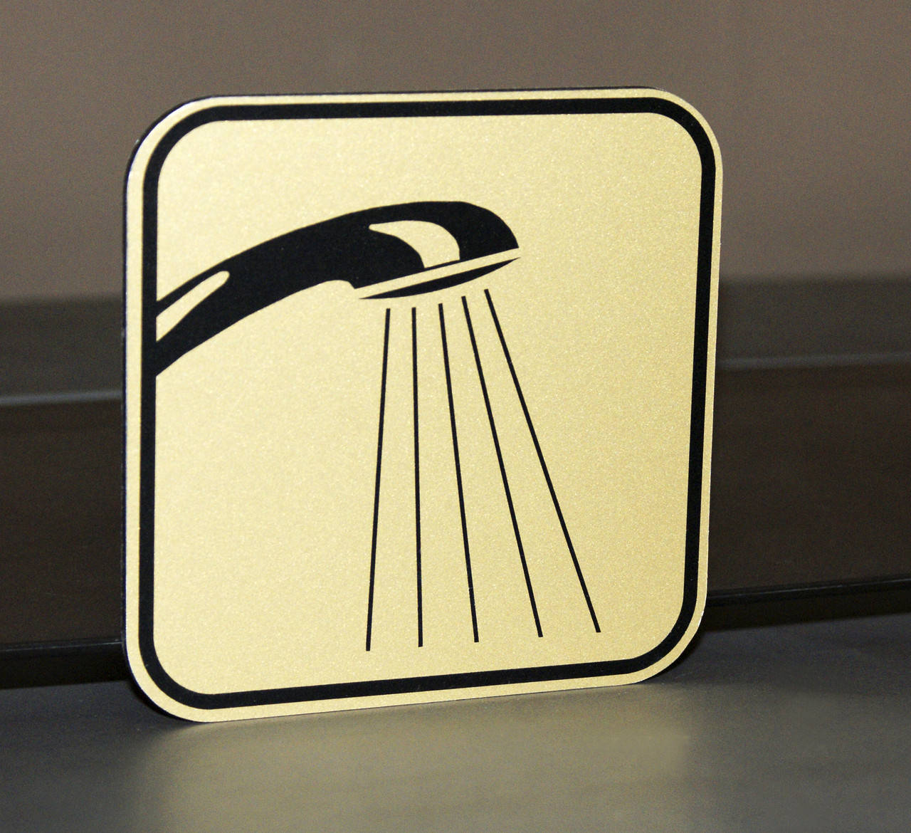 

Табличка для душевой