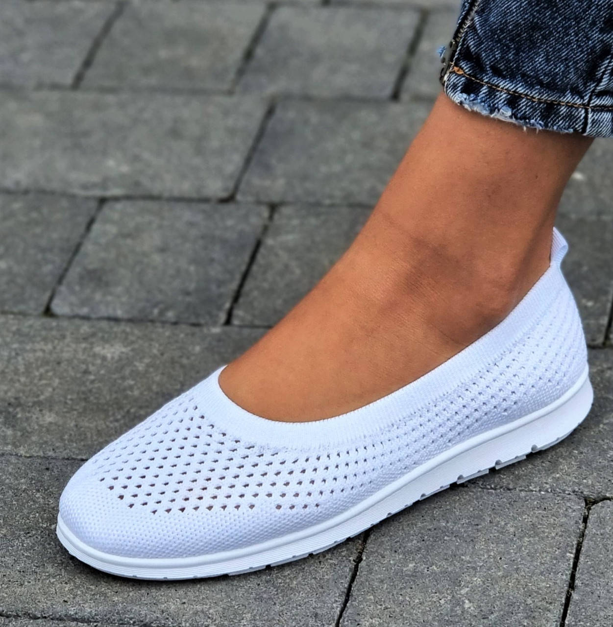 

Балетки женские белые тканевые мокасины (Код: 1870b)