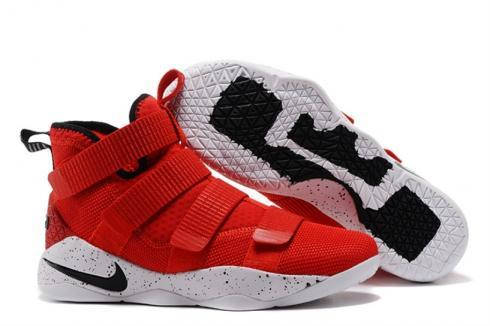 

Кроссовки Nike LeBron Soldier 11 "Red White Black "